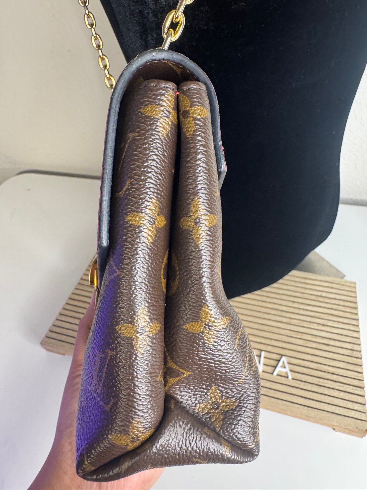 Pochette accessories and St. Placide