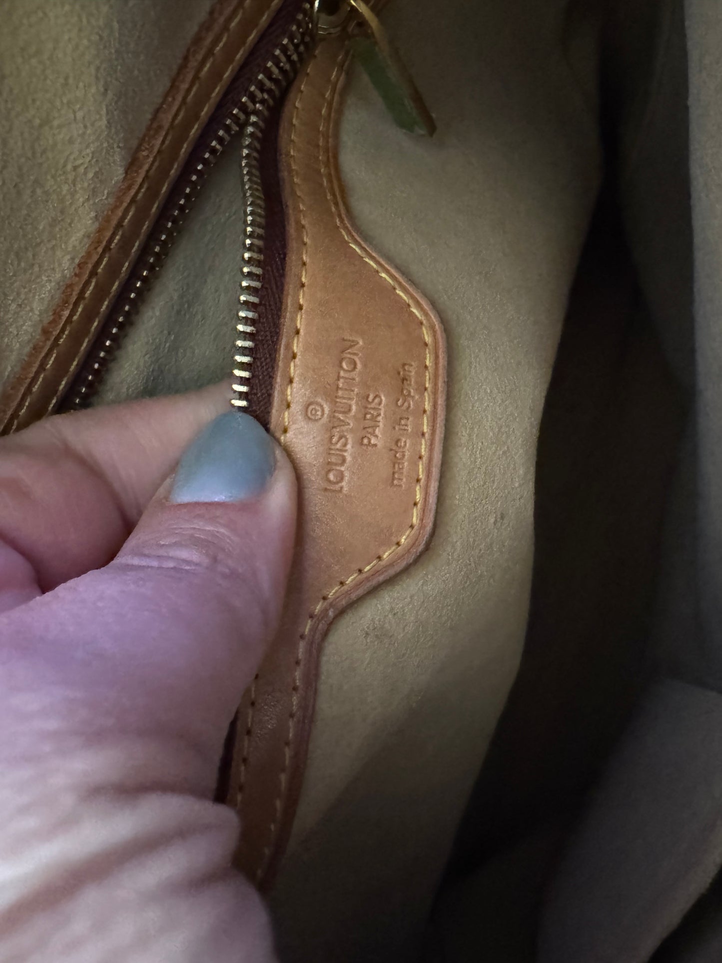 Louis Vuitton Looping GM