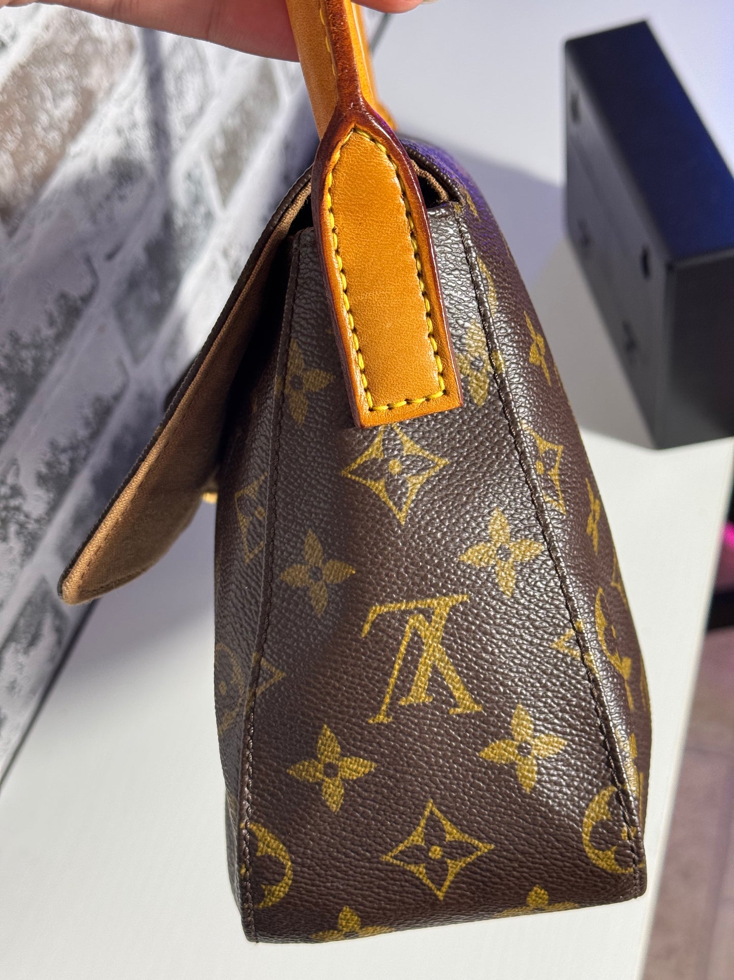 Louis Vuitton Looping PM