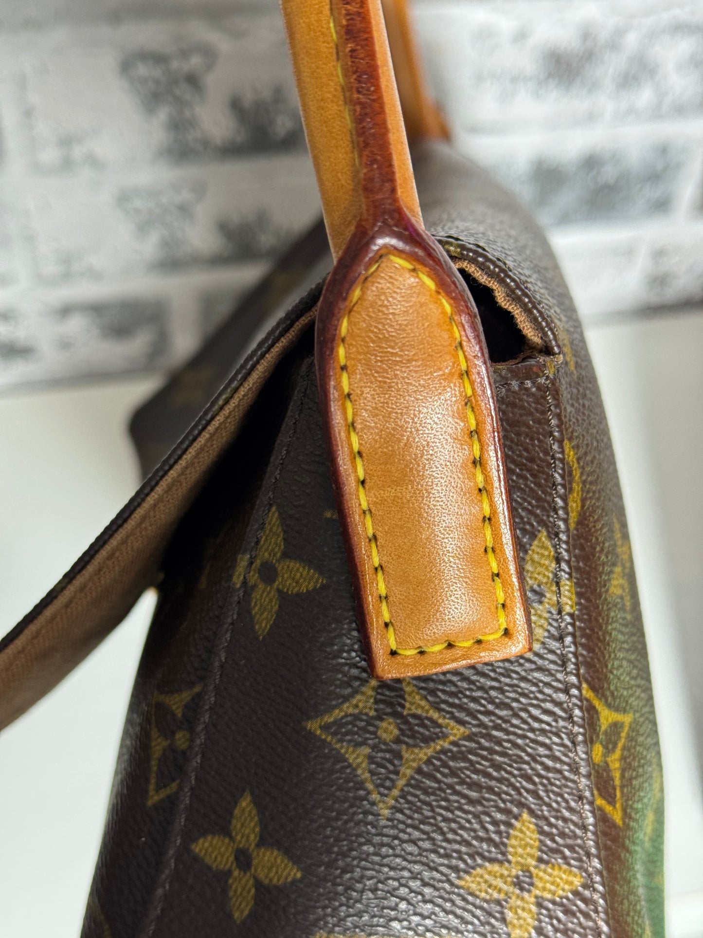 Louis Vuitton Looping PM